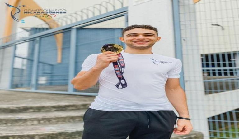 El taekwondista David Robleto gana medalla de Oro en Costa Rica