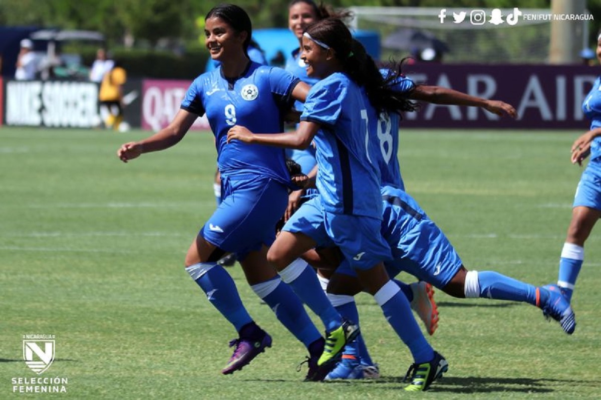 Seleccion nicaraguense sub 15 de futbol femenino avanza a semifinales de torneo premundial