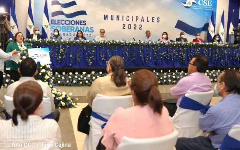 CSE juramenta a las autoridades electorales para comicios municipales 2022