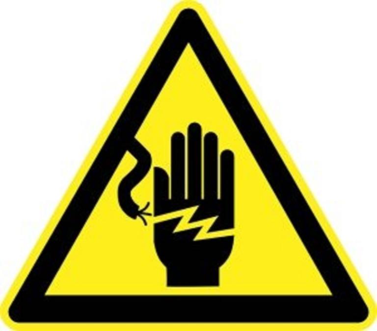 Mujer fallece al recibir potente descarga eléctrica en Carazo
