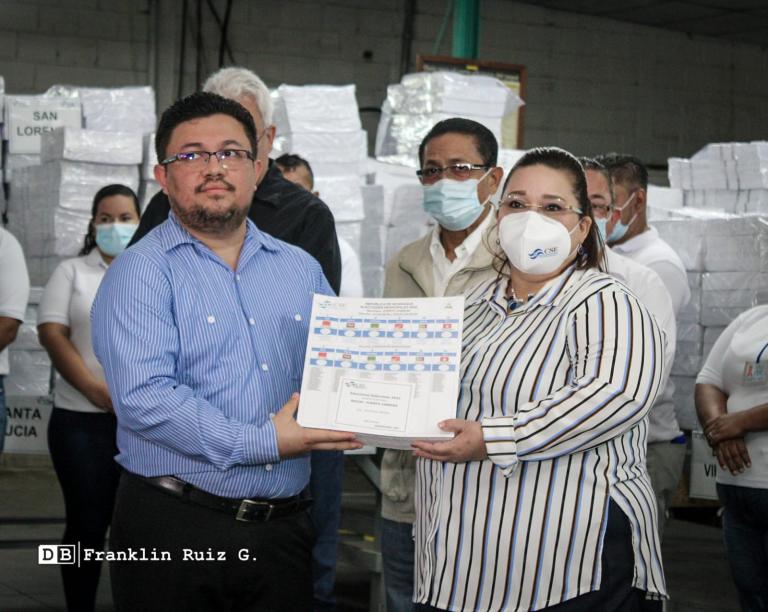 Ya están listas las boletas electorales para las elecciones municipales de Nicaragua 2022