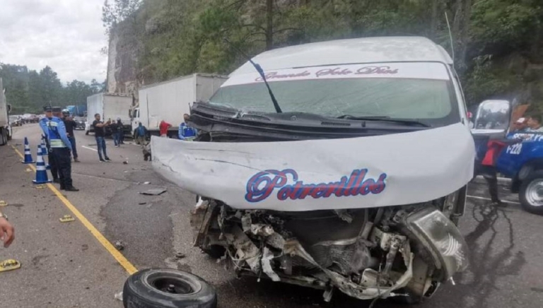 Tres pasajeros muertos y varios heridos deja un accidente en Honduras