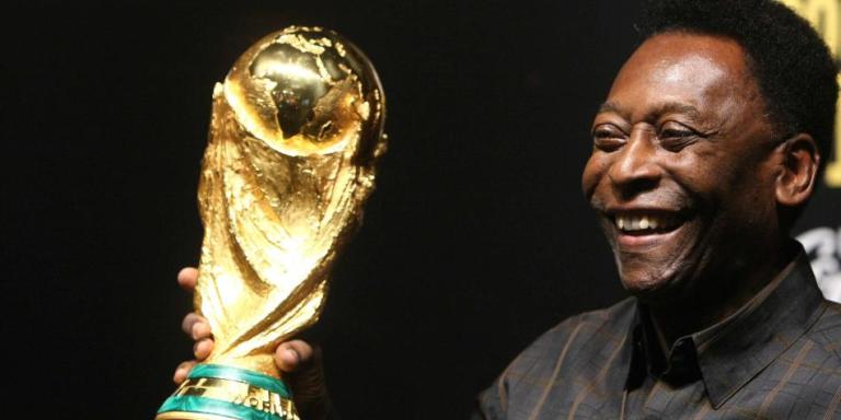 Pelé permanece hospitalizado en São Paulo y recibe cuidados paliativos