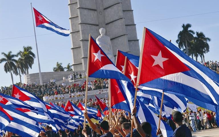 Estados Unidos retira a Cuba de la lista de países que patrocinan el terrorismo, pero no retira el bloqueo