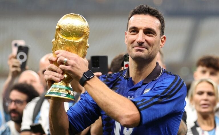 Lionel Scaloni fue elegido como el mejor entrenador del mundo en 2022 tras ganar el Mundial 