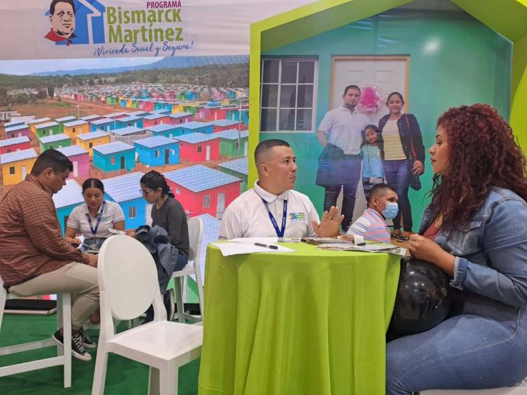 Inicia la primera Feria Nacional de la Vivienda donde se presentan más de 20 proyectos habitacionales