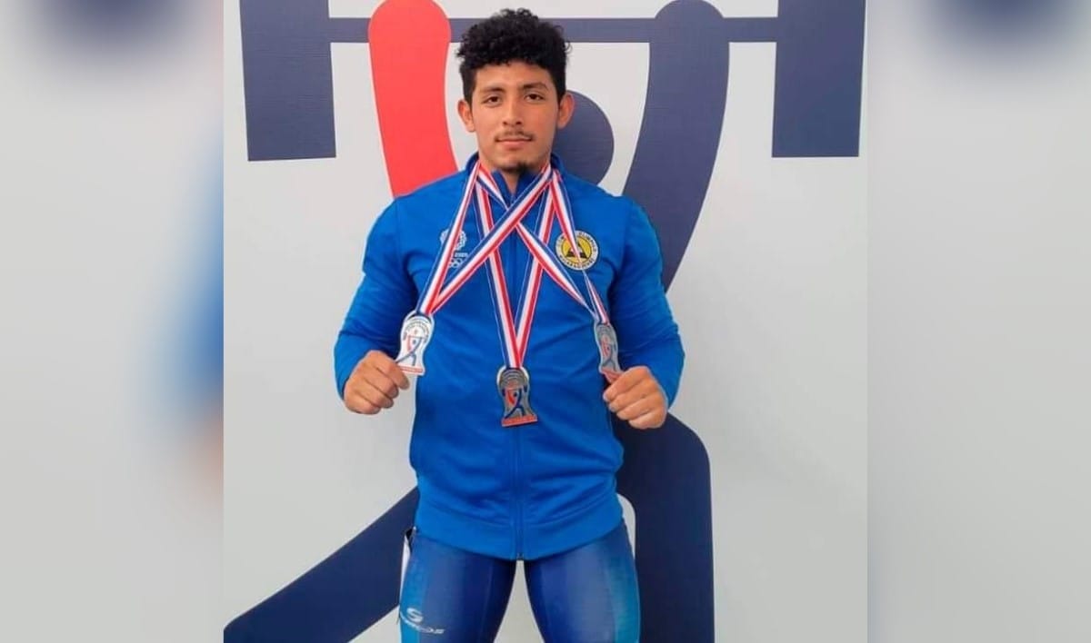 El Nicaragüense Orlando Vásquez, compitió en la disciplina Levantamiento de Pesas en el Campeonato Centroamericano y del Caribe que se realiza en Santo Domingo, logrando una medalla de oro y dos de plata.