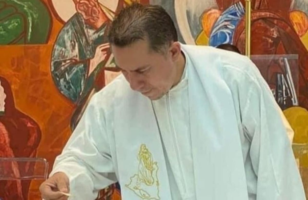 El sacerdote nicaraguense Amílcar Lazo