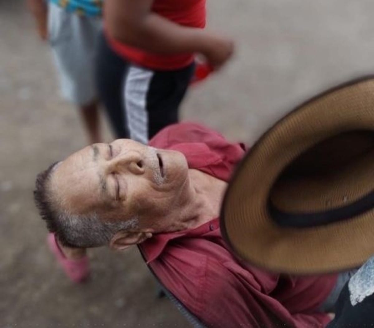 El anciano de identidad desconocida murió este viernes a las 8:15 am