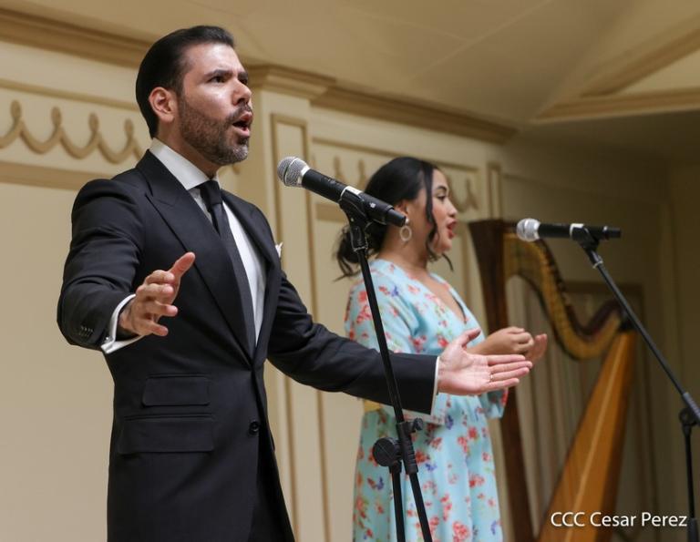 Incanto rinde homenaje a las madrecitas con la Quinta Gala Lírica Amor de Madre