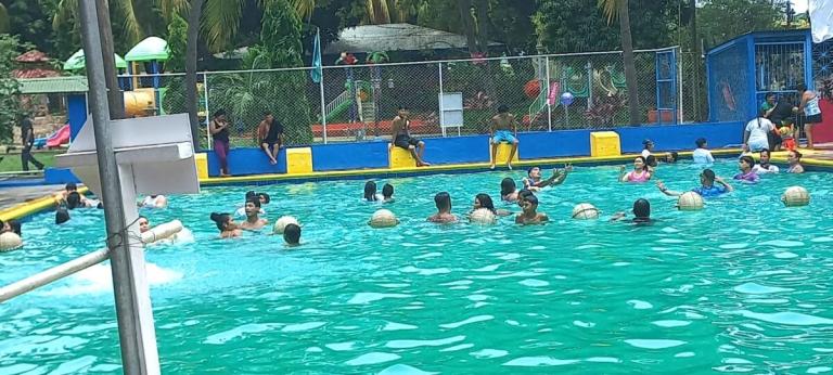 Xilonem y Xiloá entre los preferidos de las familias para un refrescante chapuzón