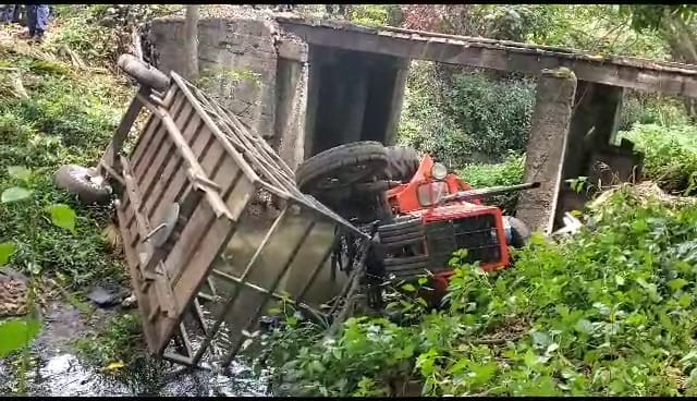 Par de mujeres mueren en vuelco de tractor horas después de ser contratadas para el cultivo de tabaco, en Estelí