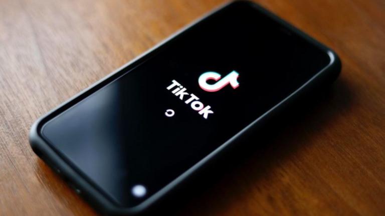 Un paquistaní mata a su hija por negarse a borrar su cuenta en Tik Tok