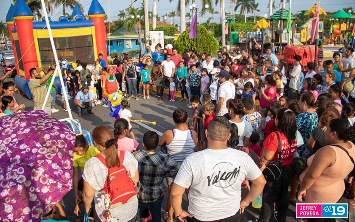 Celebran el Dia del Niño en el Puerto Salvador Allende de Managua