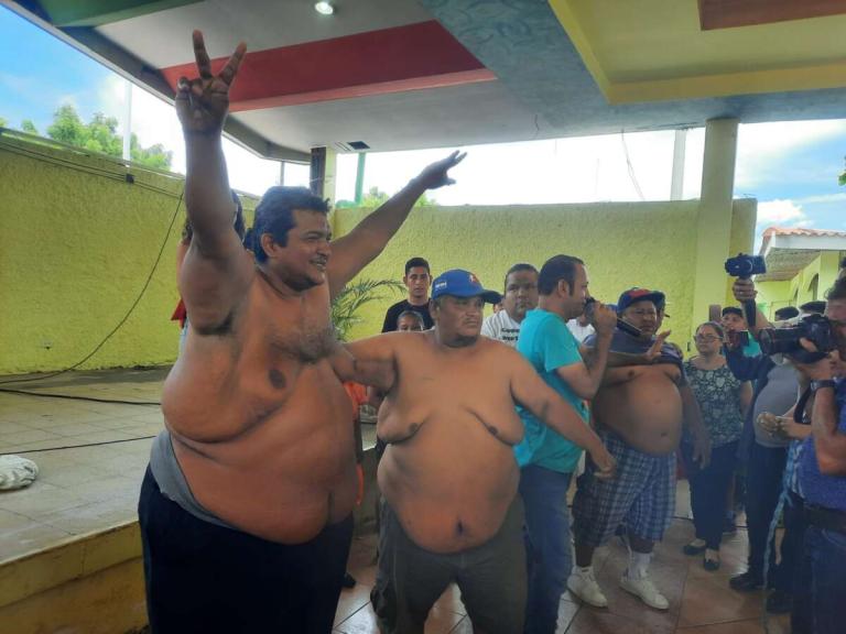Papá Panzón 2023 rompió récord con barriga de 193 centímetros