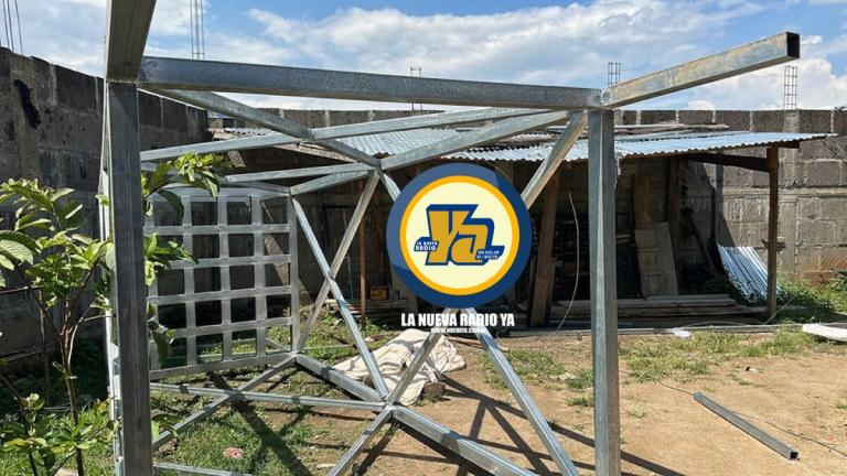 Trabajador muere al desplomarse junto a una torre metálica, en Jalapa