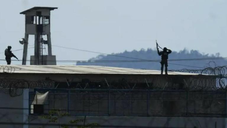 Se elevan a 31 los reos fallecidos en el motín carcelario en Ecuador