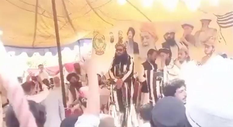 Atentado suicida causa 40 muertos en Pakistán