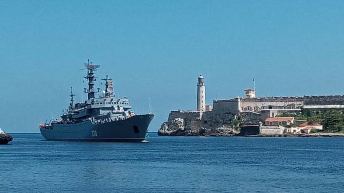 Llegada del Buque Escuela Perekov de la Armada de la Federación Rusa a Cuba