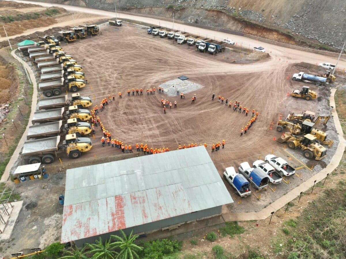 Foto tomada de la página de Facebook de Calibre Mining Corporation