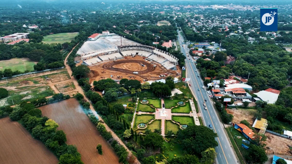 Construcción del nuevo estadio de béisbol de León