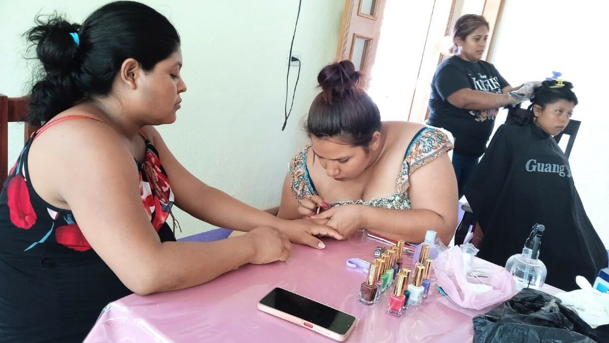 Curso de Tratamiento Estético de Manos y Pies en el municipio de San Ramón