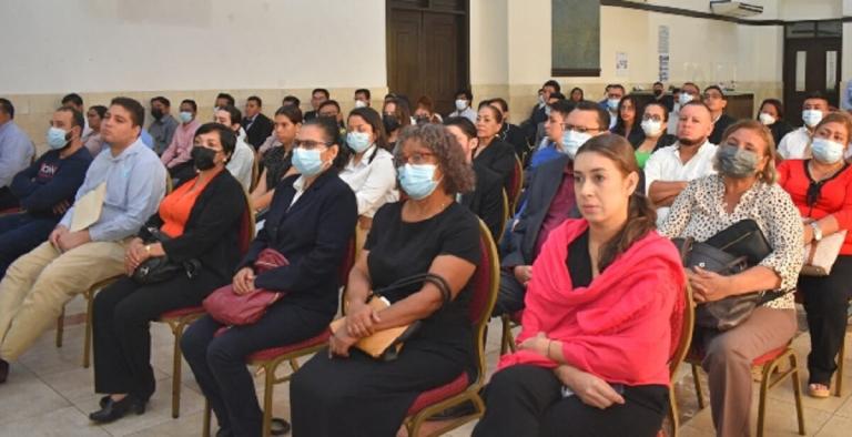 51 testigos metieron las manos al fuego ante la CSJ por 17 licenciados en Derecho