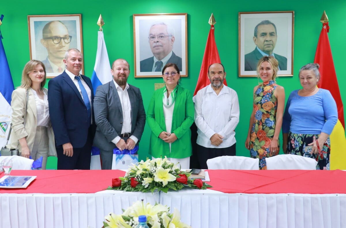 Una delegación de la Universidad Estatal Pedagógica de Glazov Korolenko, de Rusia, visita Nicaragua para sostener reuniones con UNAN-Managua