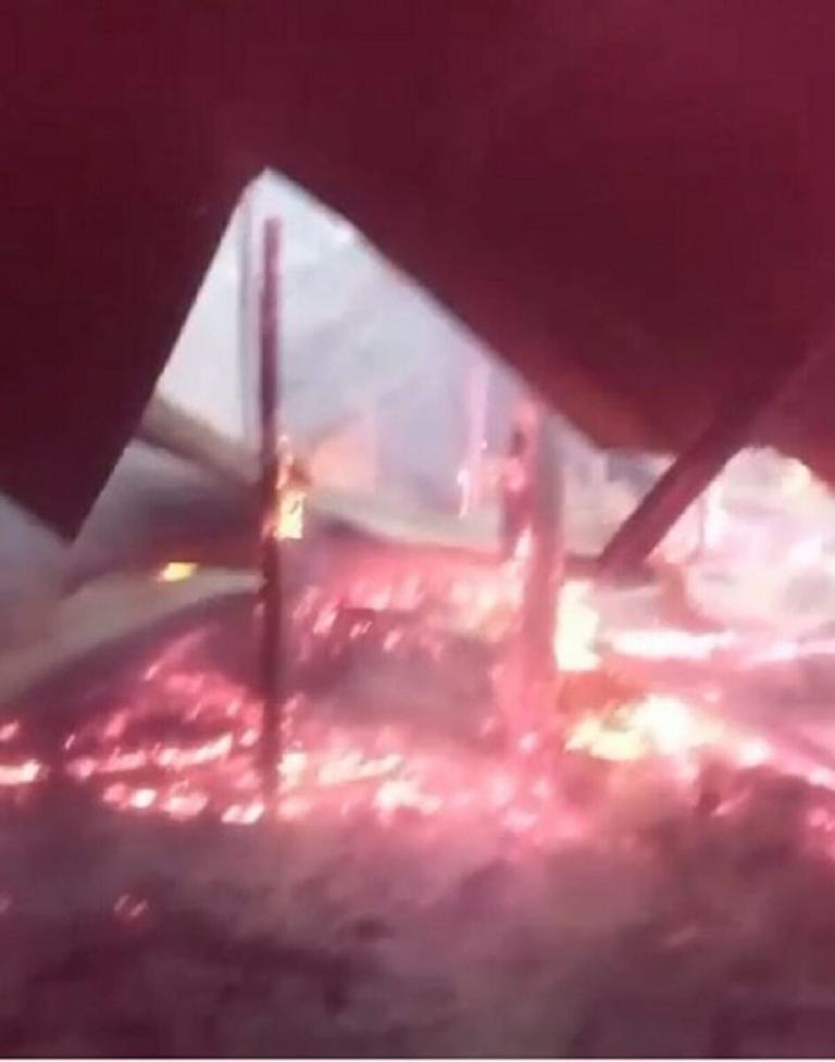 Rayo incendió casa y dejó en la calle a una familia en Chontales