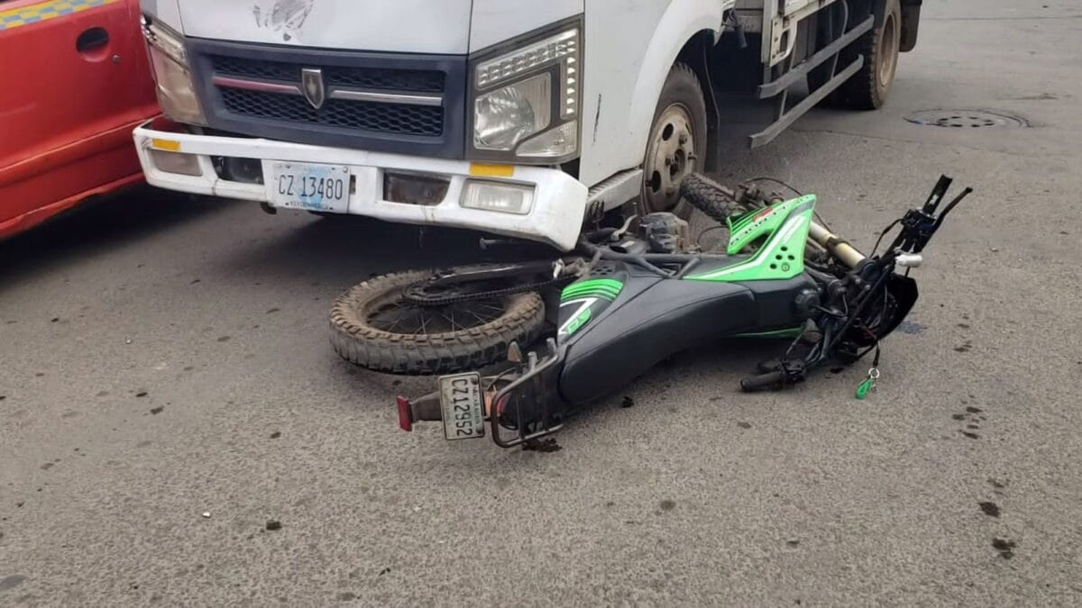 Nidia de los Ángeles Jarquín González sufrió un accidente en motocicleta en Carazo