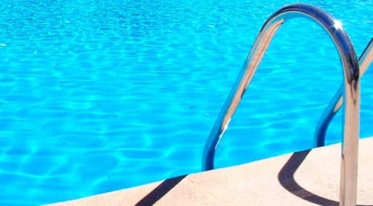 Hombre perece desnucado mientras se divertía en una piscina en Nagarote