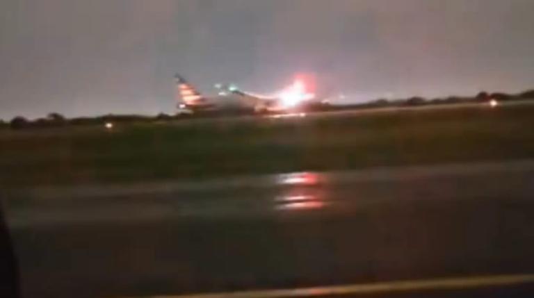 Avión aterriza de emergencia tras ser impactado por un rayo, en Argentina
