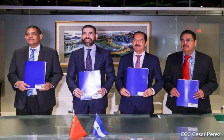 Nicaragua y China firman acuerdo para construcción del Aeropuerto Internacional Punta Huete