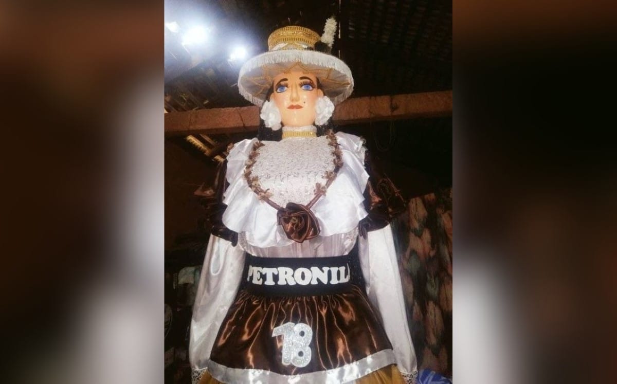 Petronila es el nombre de la que gigantona que ganó en el concurso realizado en León