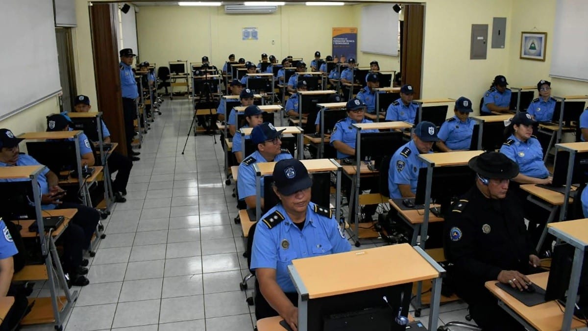 3 mil policías se capacitarán a través del Programa Angelita Morales Avilés