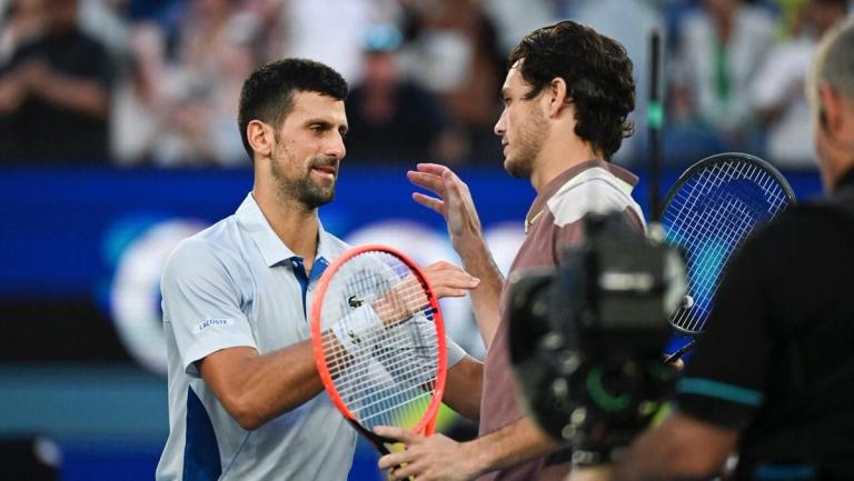 Novak Djokovic a un paso de otra final del Abierto de Australia