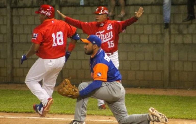 Gigantes de Rivas vencen 9-2 al Tren y empatan la final profesional de béisbol