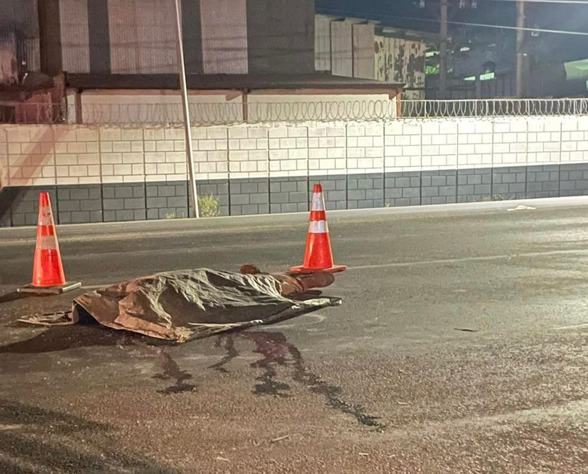 Un motociclista murió luego que un camión le invadió el carril en Chichigalpa