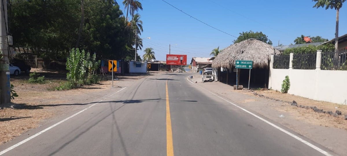 Acceso a playa de Poneloya, Estero Juan Venado y Estero La Peñitas