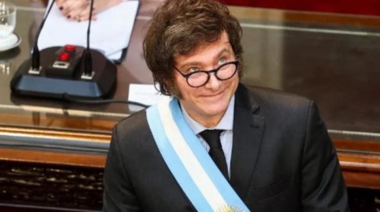 Presidente de Argentina ordena el cierre de la agencia de noticias Télam