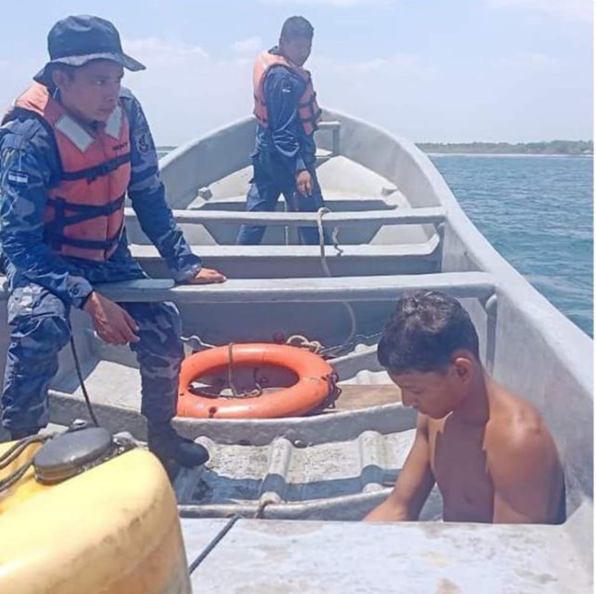 Fuerza Naval rescata a chavalo en el balneario Paso Caballos de Nicaragua