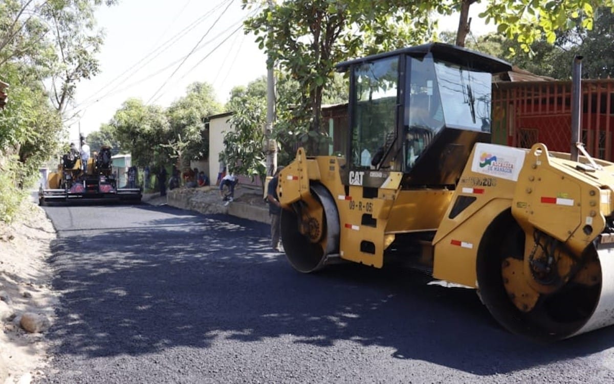 Con el proyecto de Mejoramiento Vial de 11 cuadras, en el barrio Lomas de Guadalupe, se están atendiendo a 1 mil 550 familias