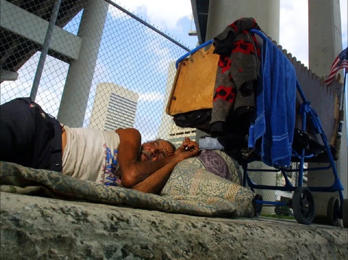 Personas sin hogar en Florida, Estados Unidos