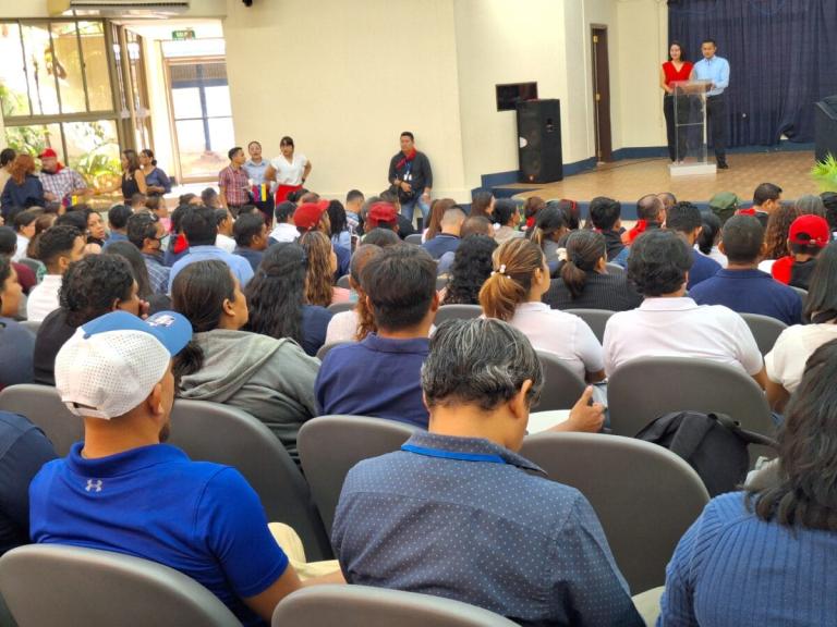 Universidad Casimiro Sotelo conmemora 11 años del paso a la inmortalidad de Hugo Chávez