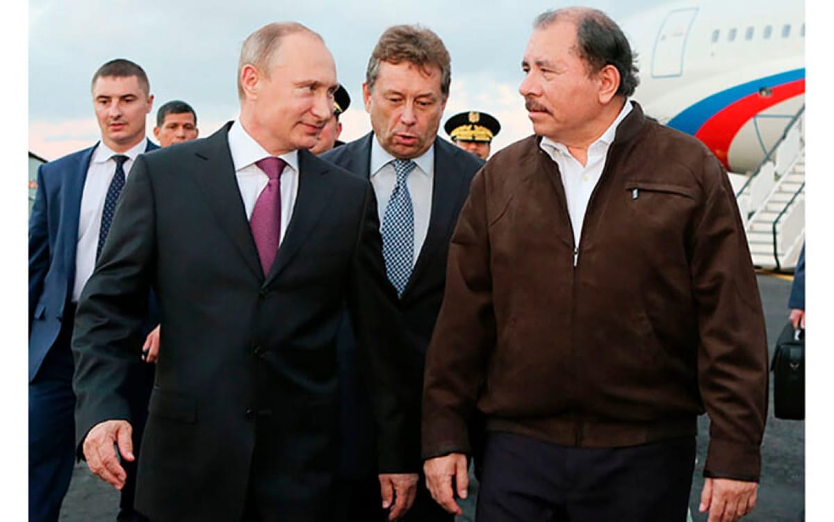 El Presidente Daniel Ortega junto a su homólogo ruso Vladimir Putin