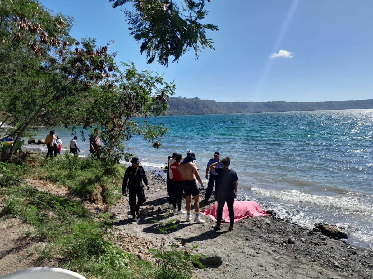 Ariel Alexander Silva Altamirano se ahogó anoche en la Laguna de Apoyo