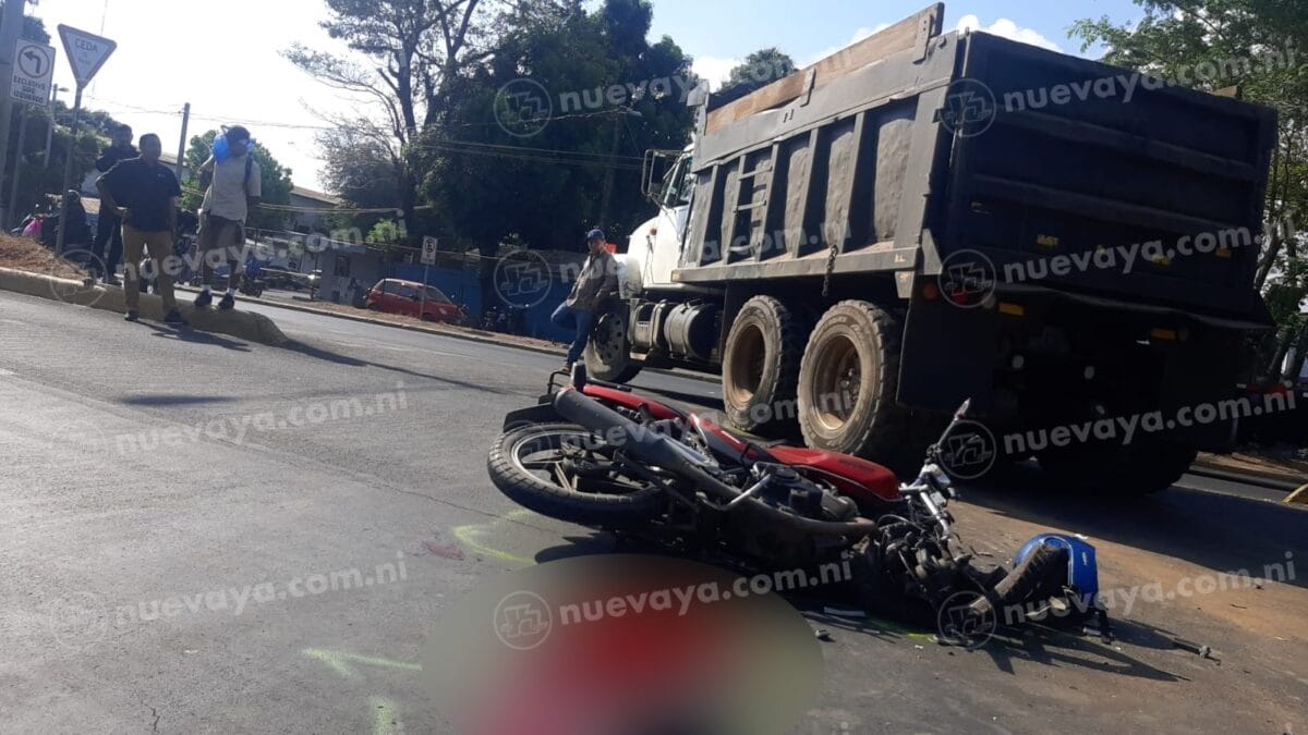 Juan de Jesús Espinoza Guadamuz resultó gravemente herido en un accidente de tránsito en la capital