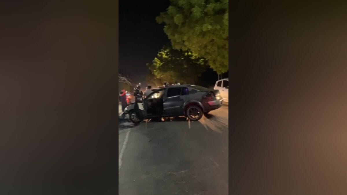 Aparatoso accidente provocado por un mecánico en kilómetro 9 de la carretera nueva a León