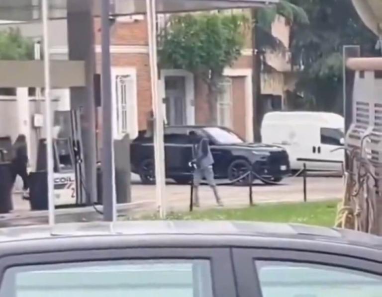 Migrante africano incendia una gasolinera en Ravenna, Italia