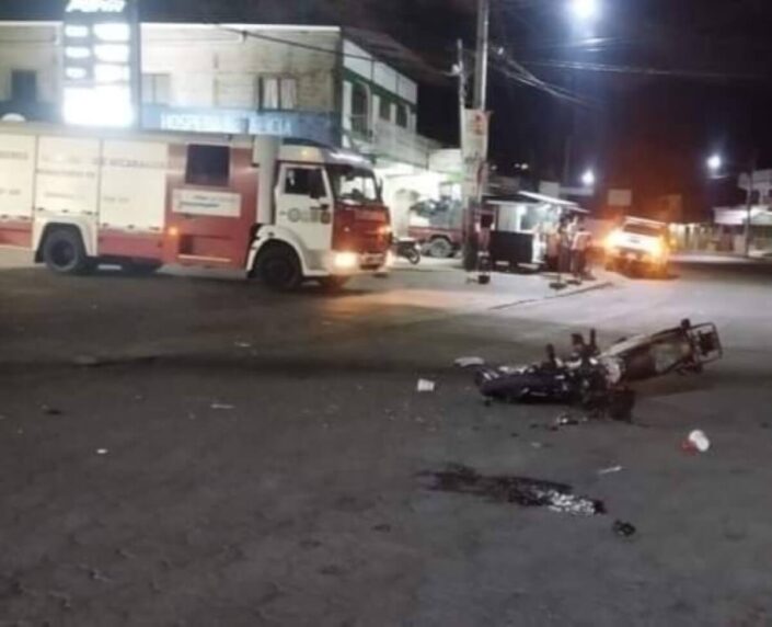 Un muerto y dos lesionados en choque de motocicletas en Río Blanco | La ...